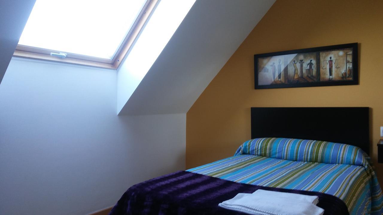 Hostal Restaurante Vial Ourense Exterior photo