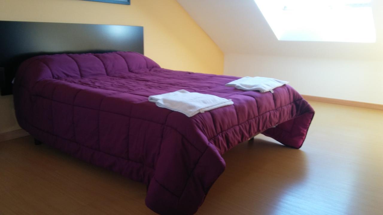 Hostal Restaurante Vial Ourense Exterior photo
